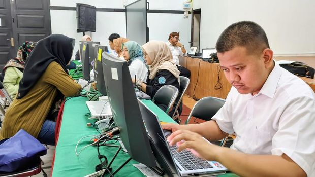 petugas helpdesk CPMB Jabar petugas helpdesk CPMB Jabar