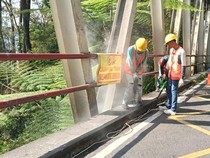 Cegah Bunuh Diri Terjadi Lagi, Pagar Jembatan Cangar Mulai Ditinggikan