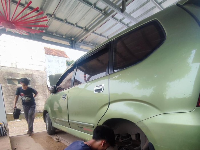 Servis kendaraan di Evogarage