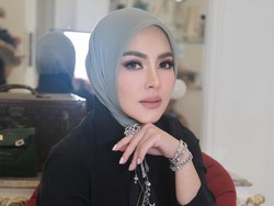 Gaya Mewah Syahrini Pakai Aksesori Rp 44,5 M, Netizen: Istri CEO Sesungguhnya