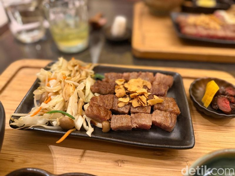 Teishoku at SHIO