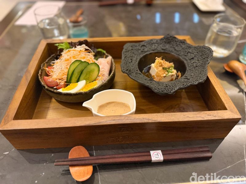 Teishoku at SHIO