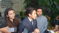Thariq dan Aaliyah Prihatin pada Jemaah Hanania yang Gagal Umrah