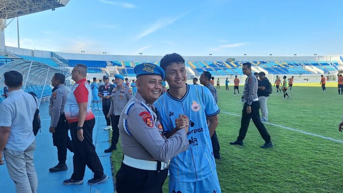 Dendi Sulistiawan kembali bergabung dengan Persela