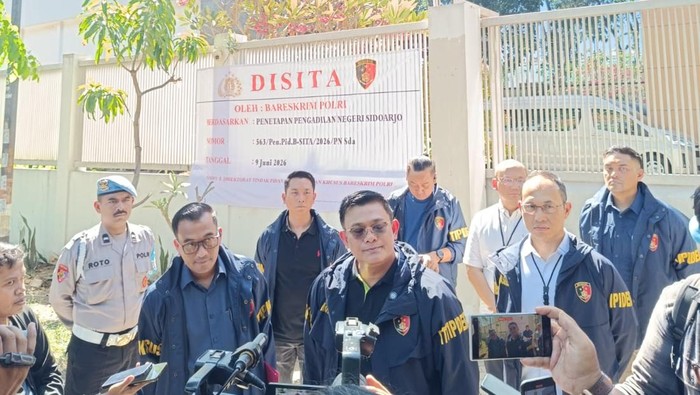 Dittipideksus Bareskrim Polri menyita pabrik milik PT Simba Jaya Utama terkait kasus tambang emas ilegal. (dok. ist)