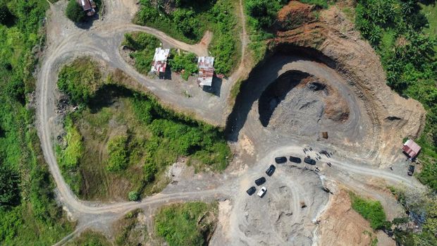 Gambar lokasi tambang galian C ilegal di Pakis, Kendal via drone.