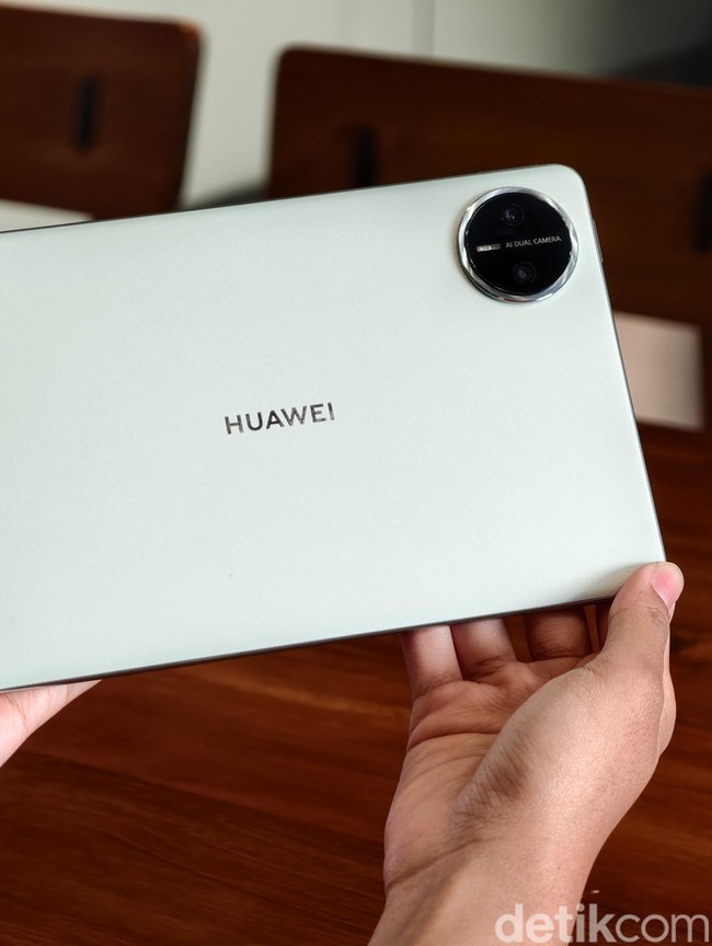 Ini Huawei MatePad Mini, Tablet Mini Tipis dengan Layar OLED Unik