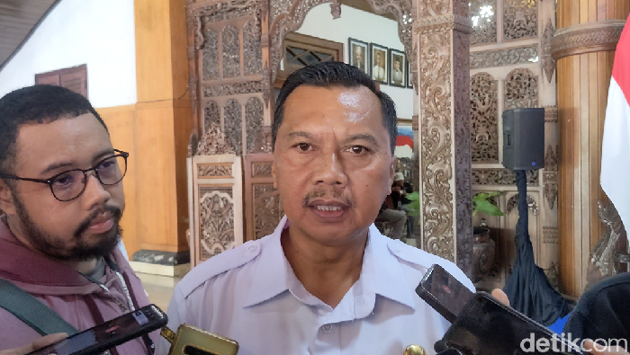 Kepala Dinas Tenaga Kerja dan Transmigrasi (Disnakertrans) Tulungagung, Tri Hariadi