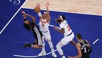 Knicks Bangkit dari Defisit 29 Poin, Taklukkan Spurs dan Dekati Gelar NBA