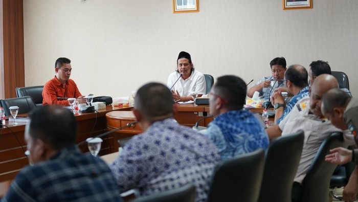 Komisi III Dewan Perwakilan Rakyat Daerah (DPRD) Kota Bogor menggelar Rapat bersama sejumlah instansi terkait di lingkungan Pemerintah Kota (Pemkot) Bogor