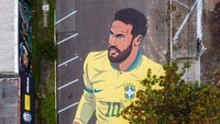 Mural Raksasa Neymar Semarakkan Demam Piala Dunia