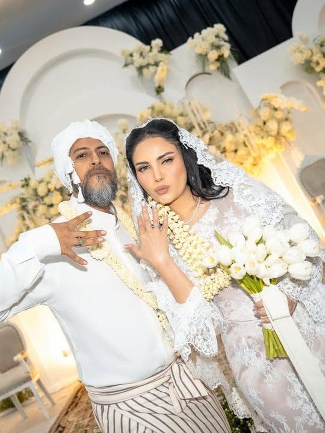 Perasaan Nadya Naufel Usai Jadi Istri Alex Abbad