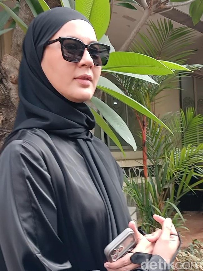 Cerita Paula Verhoeven Keseleo Ankle Sampai Pakai Kursi Roda