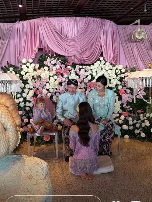 Pengajian dan siraman Jennifer Coppen menjelang pernikahan dengan Justin Hubner, Kamis (11/6/2026). (Instagram @rklopperr)