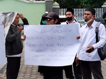 Dana Sertifikasi 6 Bulan Tak Cair, Guru PAI Demo di Kemenag Lombok Tengah