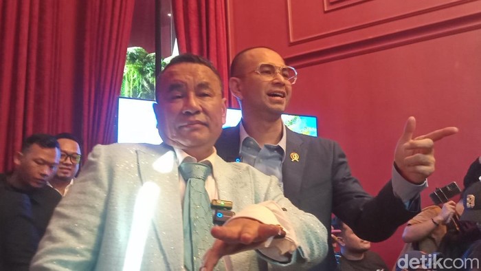 Raffi Ahmad jumpa pers di kawasan Melawai, Jakarta Selatan, Kamis (11/6/2026).