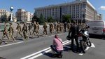 Tangis Iringi Perpisahan, Pejuang Asal Kolombia Dimakamkan di Kyiv