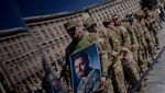 Tangis Iringi Perpisahan, Pejuang Asal Kolombia Dimakamkan di Kyiv