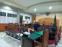 4 Terdakwa Korupsi Mukena-Sarung di Lombok Barat Divonis 1,5 hingga 3 Tahun