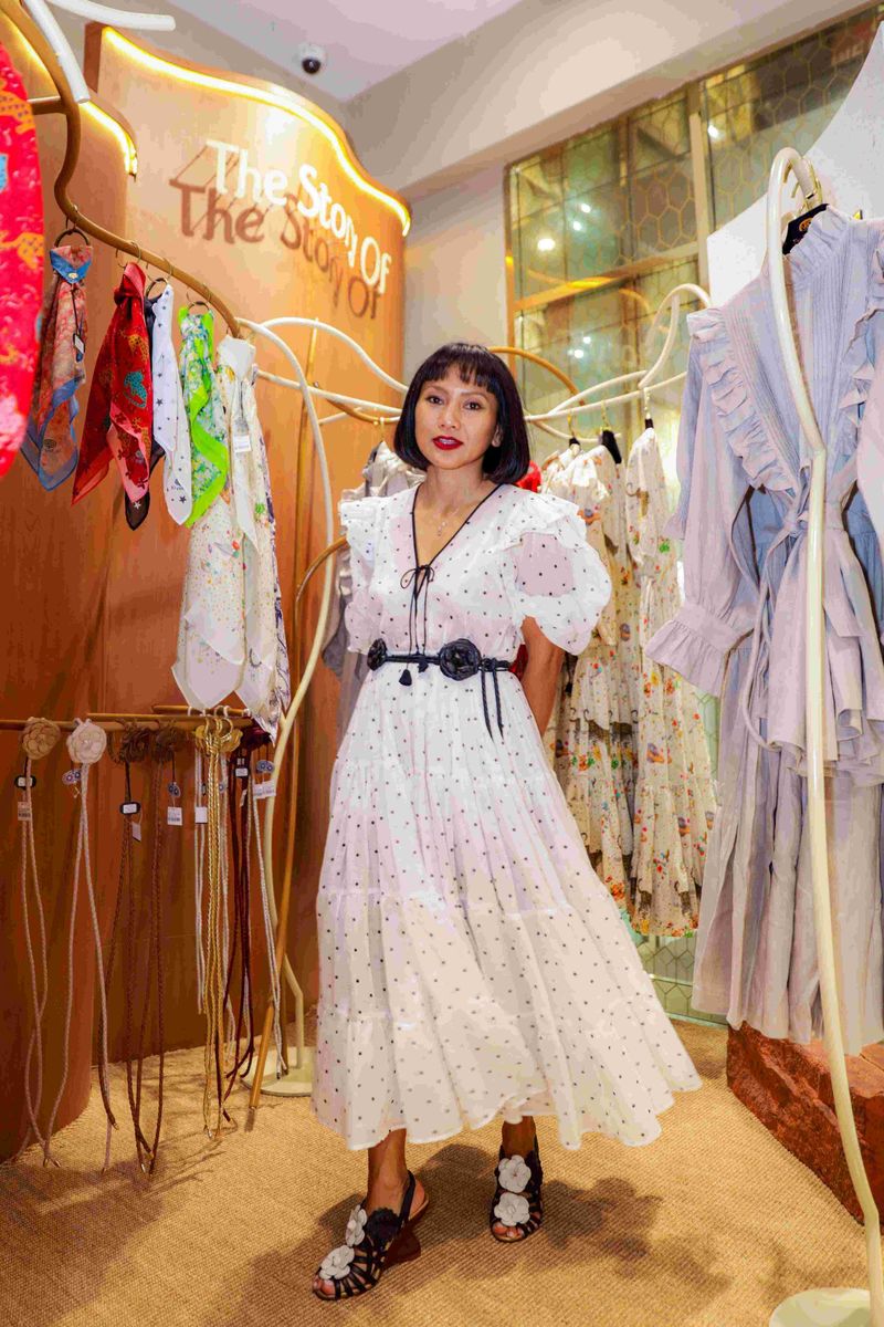 The Story Of Buka di Metro Plaza Senayan The Story Of Buka di Metro Plaza Senayan