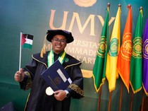 Kisah Inspiratif Agung Sulistyo Eks Satpam Sukses Raih Gelar Doktor di UMY