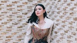 Amanda Manopo Kembali Tampil Usai 1 Minggu Lahiran, Perut Langsingnya Disorot