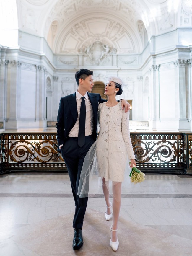 Ann dan Brandon mengadakan upacara sipil yang intim di Balai Kota San Francisco untuk peresmian hubungan pada Februari 2026. Mereka menginginkan perayaan yang membumi dan personal juga bermakna dengan keluarga sebelum pesta yang lebih besar.Foto: Instagram @josevilla