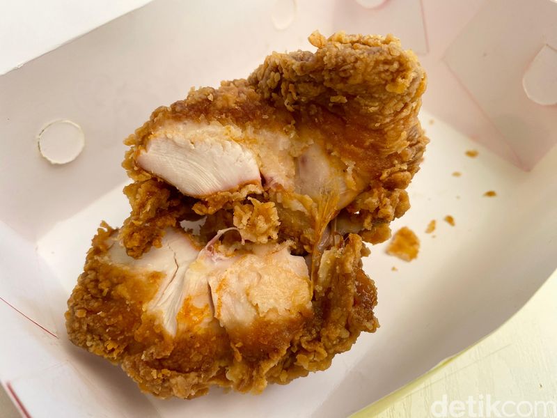 Fried Chicken Lokal Murah Meriah, Mana Paling Enak? Fried Chicken Lokal Murah Meriah, Mana Paling Enak?