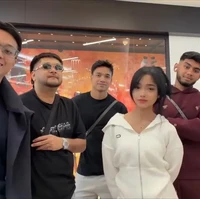 Banyak netizen yang mulai menjodoh-jodohkan Fuji dan Rakin karena dianggap serasi. Tak sedikit juga yang menduga jika keduanya mungkin memang sudah memiliki hubungan spesial. Foto: Instagram