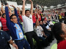 Suporter Gaungkan Terima Kasih Gubernur di Semifinal Piala AFF U-19