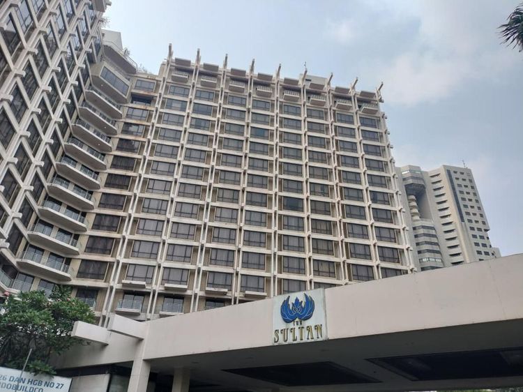 Foto: Masih Beroperasi, Begini Kondisi Terkini Hotel Sultan Jelang Eksekusi