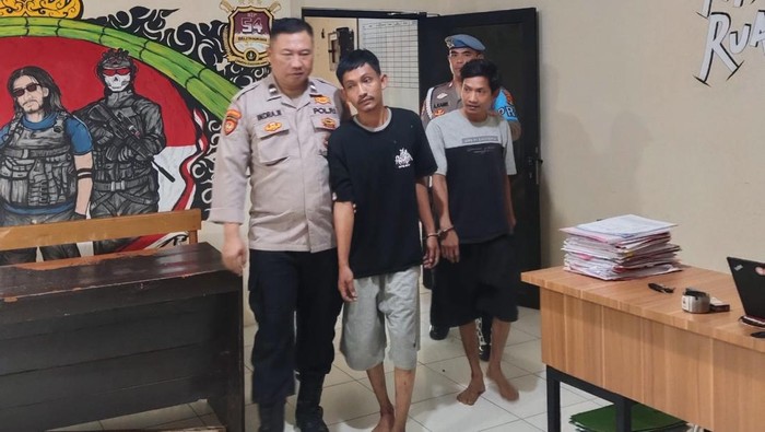 Kakak beradik di Pringsewu diamankan polisi karena melakukan pengeroyokan.