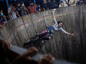 Kisah Wanita Joki Tong Setan dari Pasar Malam Sumut, Kini Beraksi di Inggris