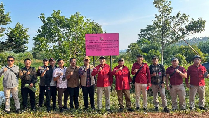 Kejagung sita 9 bidang tanah milik bos smelter terpidana korupsi timah, Tamron. (dok. Kejagung)