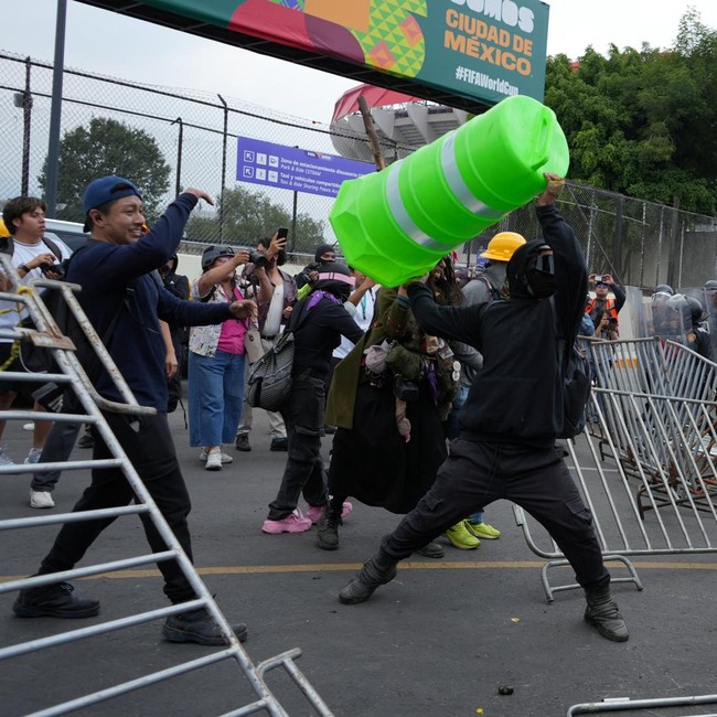 Kericuhan Warnai Pembukaan Piala Dunia 2026