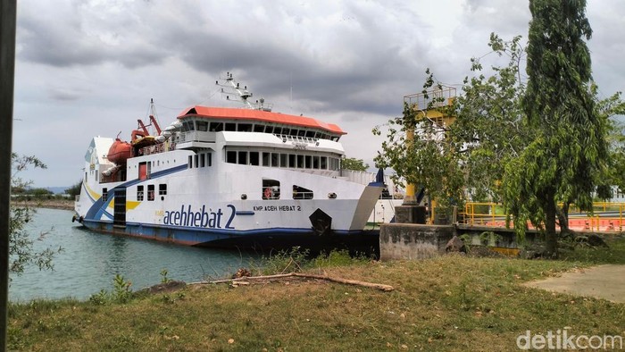 Kapal Aceh Hebat 2 usai terjadi ledakan