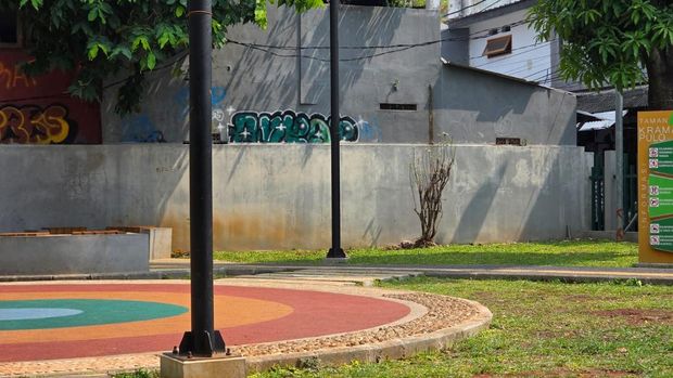 Lokasi bocah dibully hingga tersetrum tiang listrik di Taman Kramat, Jakarta Pusat.