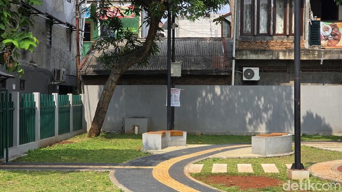 Lokasi bocah dibully hingga tersetrum tiang listrik di Taman Kramat, Jakarta Pusat. (Taufiq S/detikcom)