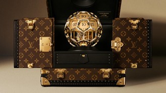 Spesial Piala Dunia, Louis Vuitton Lelang Jam Berlian Satu-satunya di Dunia
