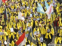 Mahasiswa UI Gelar Long March Menuju Bundaran HI