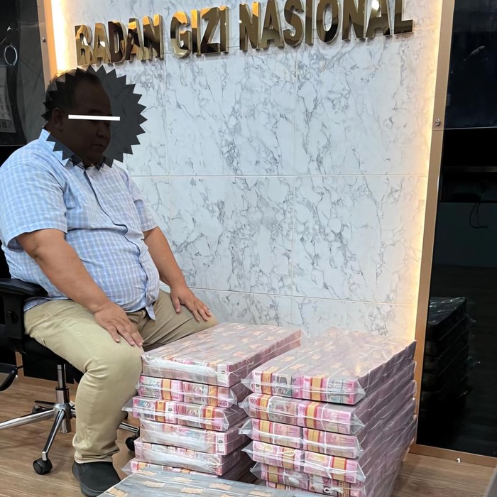 Penampakan uang pengusaha asal Sukabumi di kantor BGN.