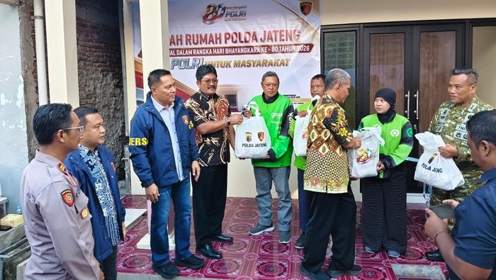 Polda Jateng fasilitasi bedah rumah korban kebakaran di Semarang