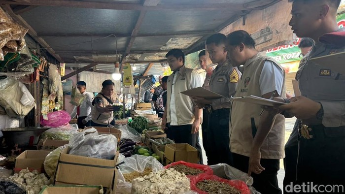Polres Kediri Kota pantau harga bahan pokok di pasar