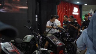 Beli Motor Ini Bisa Gratis Liburan ke China