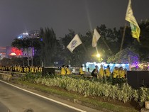 Video Massa Demo Mahasiswa Bubar, Jl Jenderal Sudirman Kembali Dibuka