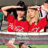 Adu Gaya Karina-Winter aespa & Kwon Eunbi Nonton Piala Dunia 2026 di Meksiko