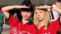 Adu Gaya Karina-Winter aespa & Kwon Eunbi Nonton Piala Dunia 2026 di Meksiko