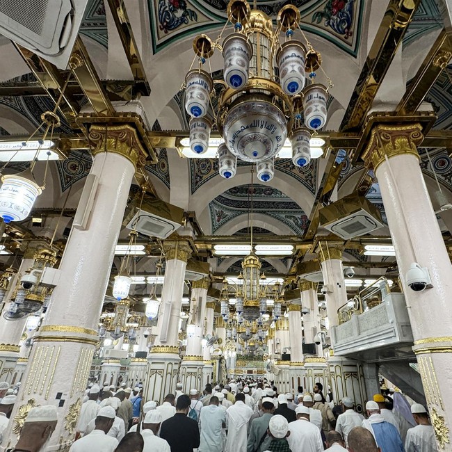 Jemaah Padati Masjid Nabawi Usai Puncak Haji