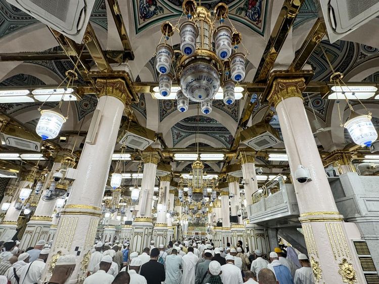 Jemaah Padati Masjid Nabawi Usai Puncak Haji