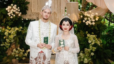 Habiskan 338 Ribu Dollar, Intip Lagi Foto Mewah Pernikahan Jennifer Coppen